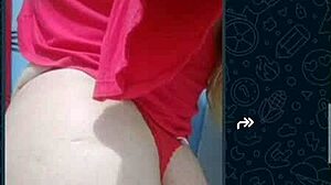 Que ricos sentones me da mi amiga milf!