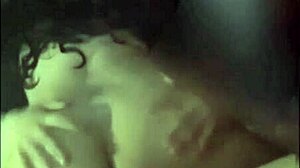 Que ricos sentones me da mi amiga milf!