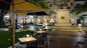 Blowjob in restaurant turns into outdoor public anime scene