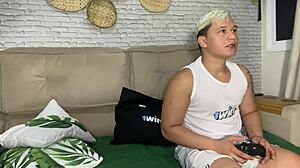 Minha Vizinha Safada Perdeu No Fut E Teve Que Pagar Aposta E Ainda Tirou A Camisinha E Sentou No Pelo A Safada!