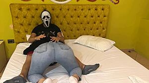 Ghostface enjoys a free blowjob on Halloween