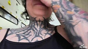 damn, i bang this puta after she loses a bet, cumwalk in public!
