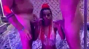 trío anal bien rico con amiga de la calle... culo abierto!