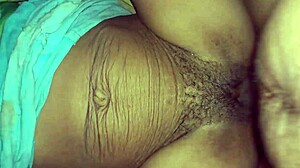 Married Indian village woman gets fucked by ex-boyfriend on a secret basis