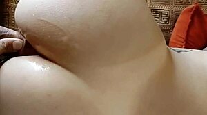 Tempting beauty fucked without protection