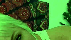 无预警射她嘴里