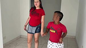 i meto mi enorme y dura polla a mi sexi cachonda hermanastra embarazada para bajarle la calentura hasta terminar llenandola toda de mi rica y cremosa leche por su apretado y rico co�o