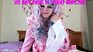 Young cosplay girl's ass teases as she strips anime fantasy