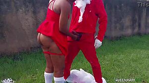 想象圣诞体育场派对上猛烈捅小穴狂干！