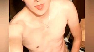 i'm jerking off to this manga hentai with big cocks